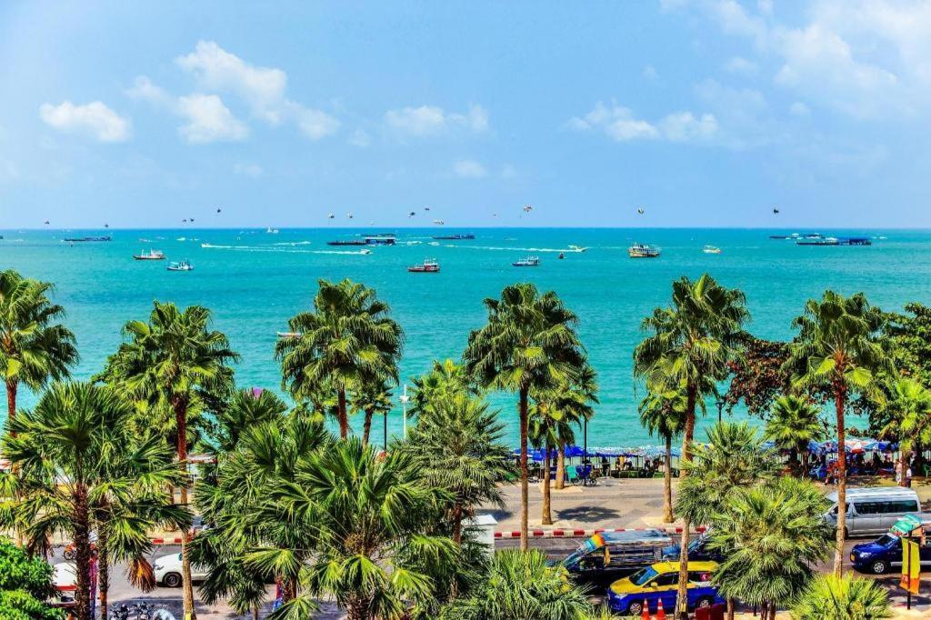 The Park Hotel Pattaya Exteriör bild