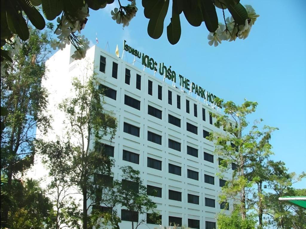 The Park Hotel Pattaya Exteriör bild