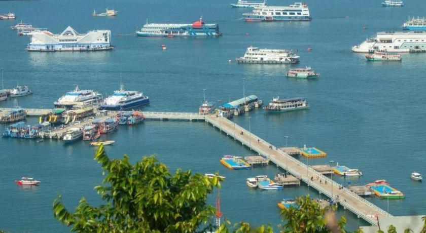 The Park Hotel Pattaya Exteriör bild