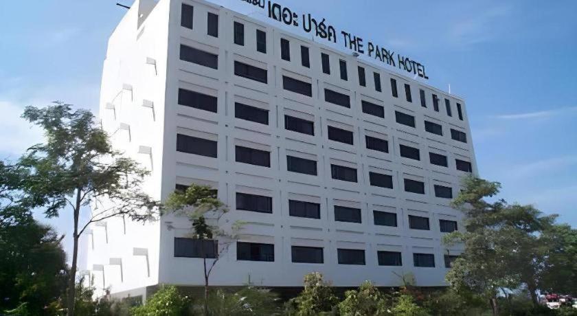 The Park Hotel Pattaya Exteriör bild