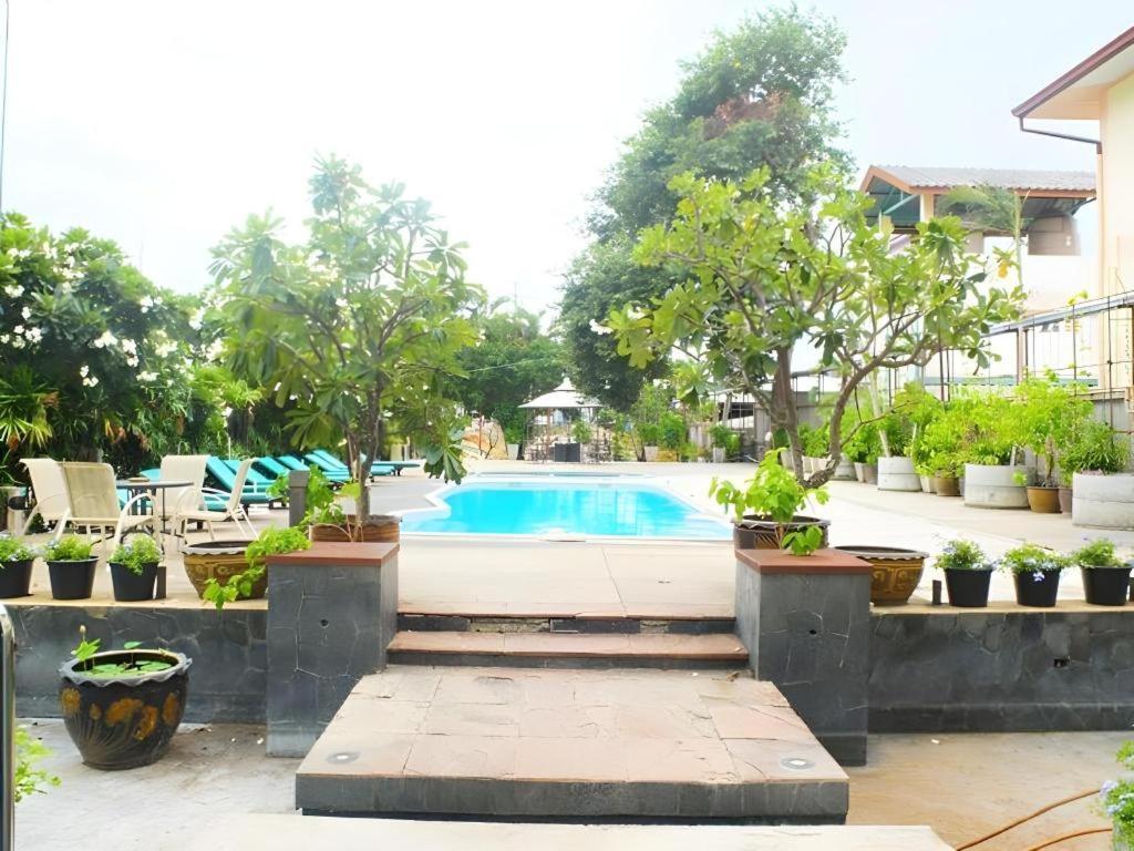 The Park Hotel Pattaya Exteriör bild